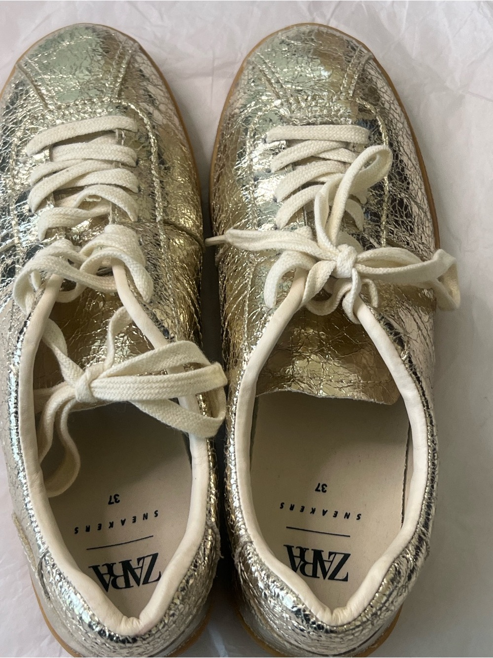 Zara Cracked Metallic Gold Sneakers with Cream Laces - Picture 5 of 15